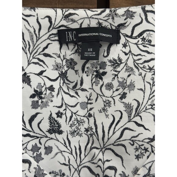 INC International Concepts Black & White Floral Prairie Cottagecore Dress Sz XS - Picture 5 of 7